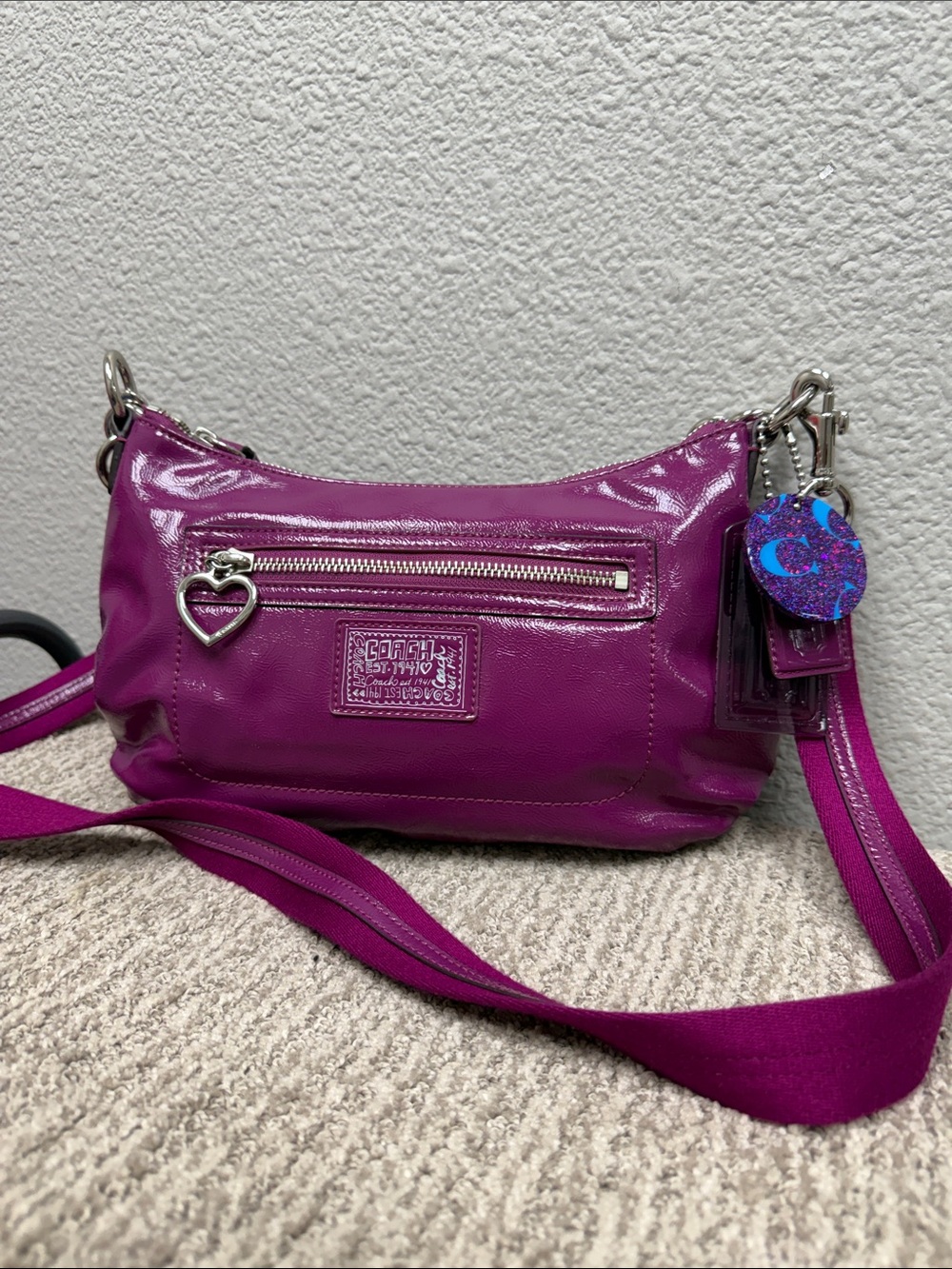 Vintage Coach Poppy Patent Leather Crossbody Bag in Raspberry-NWOT